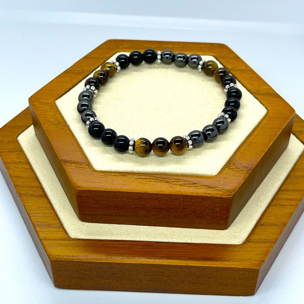 🎁 Women’s Triple Protection Bracelet 🎄